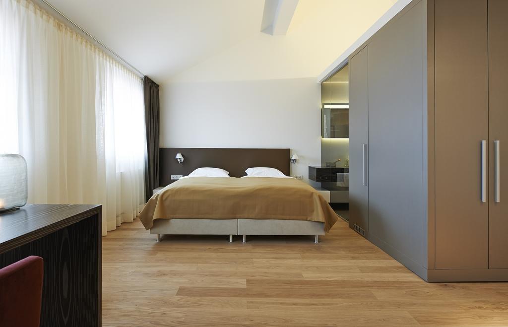 Hotel Weinhaus Henninger à Kallstadt Chambre photo